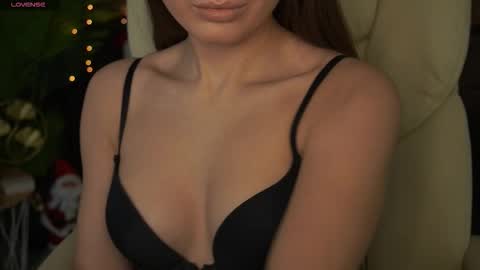 ashleybaee online show from January 2026 01:04:01 PM