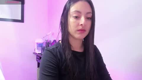 Ashley online show from December 2025 01:20:01 PM