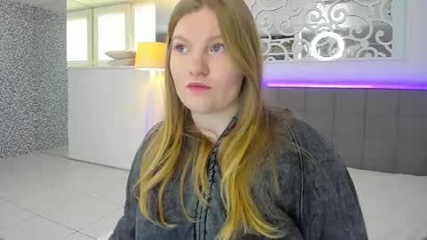 AshleyJonse online show from March 2026 06:19:01 AM