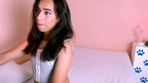 Snapshot of ashleypetite_ chatting on September 2025 07:36:01 PM Ashley online show from September 2025 07:36:01 PM