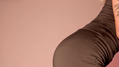 dahiana online show from February 2026 06:45:01 PM