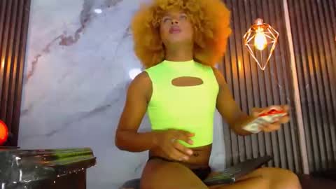 ashleysofiathenison online show from May 2026 04:25:02 PM