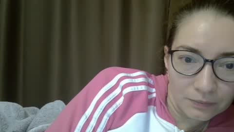 Ashley online show from November 2025 05:54:01 AM