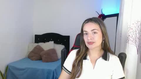Snapshot of ashleyt1998 chatting on April 2026 03:40:02 PM ASHLEY online show from April 2026 03:40:02 PM