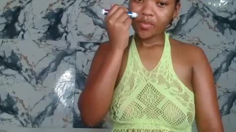 ashleyt255 online show from July 2026 07:04:01 PM