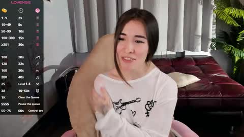 Ashley online show from December 2025 02:56:02 PM