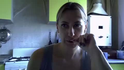 Snapshot of ashleyxhoney chatting on September 2025 10:39:02 AM AshleyXHoney online show from September 2025 10:39:02 AM
