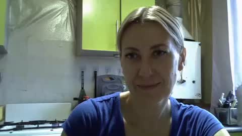 Snapshot of ashleyxhoney chatting on September 2025 06:18:02 AM AshleyXHoney online show from September 2025 06:18:02 AM