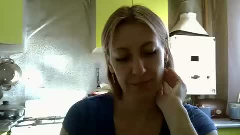 Snapshot of ashleyxhoney chatting on September 2025 06:51:02 AM AshleyXHoney online show from September 2025 06:51:02 AM