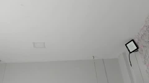 kylie online show from October 2025 02:04:02 AM