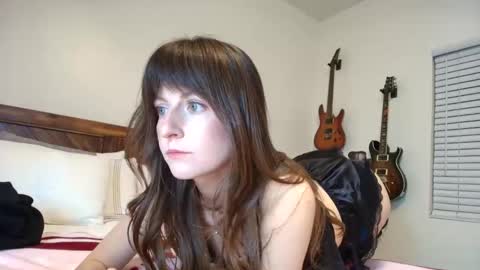 Snapshot of ashleyyylove13 chatting on May 2026 05:24:02 AM Ashley Love online show from May 2026 05:24:02 AM