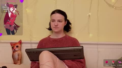 Kristine online show from December 2025 07:17:01 AM