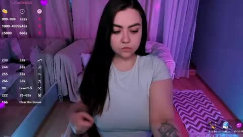 Snapshot of ashton_heidi chatting on June 2026 11:19:01 PM Your girlfriend online show from June 2026 11:19:01 PM