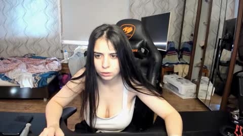 Lina online show from February 2026 12:18:02 AM