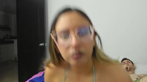 Snapshot of ashvsterry chatting on December 2024 05:48:01 AM SamVSTerry online show from December 2024 05:48:01 AM