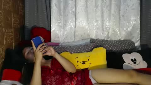 Snapshot of asian_boy_ralph143 chatting on January 2025 02:26:01 AM ELLE dont forget to follow and thumbs up online show from January 2025 02:26:01 AM