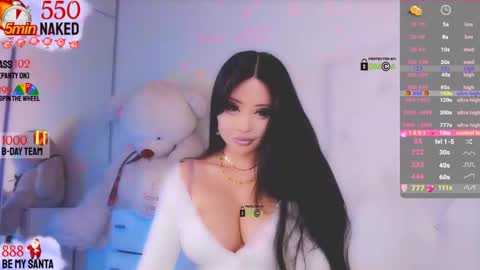 Snapshot of asian_gf chatting on December 2024 06:52:02 AM usually start stream about 10 pm PST 1 am EST online show from December 2024 06:52:02 AM