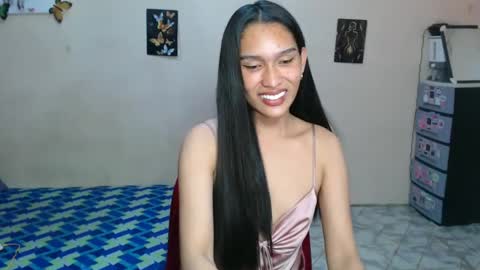 Snapshot of asian_glamm chatting on February 2025 03:19:02 PM ANITA online show from February 2025 03:19:02 PM