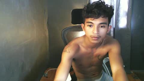 Snapshot of asian_hunk_moreno chatting on July 2026 06:20:02 AM Yuri online show from July 2026 06:20:02 AM