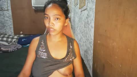 im janeth single mom online show from February 2026 03:04:01 AM