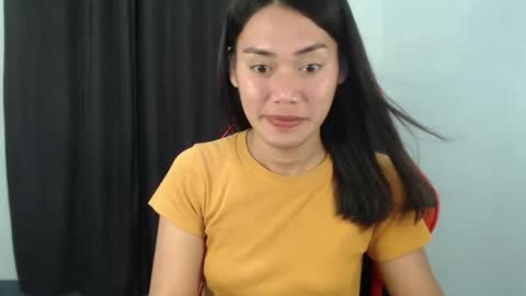 Snapshot of asian_kristellex chatting on October 2025 04:19:01 PM KRISTELLE online show from October 2025 04:19:01 PM
