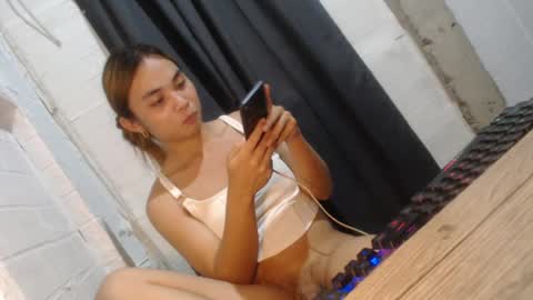 Reyshell online show from February 2025 12:32:01 PM