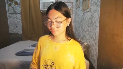 Rhean online show from September 2025 11:43:01 PM