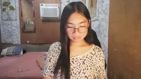 Rhean online show from December 2025 12:17:02 AM