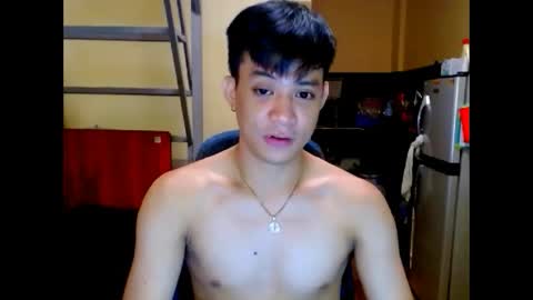 Snapshot of asiandreamboyx chatting on April 2026 05:21:02 PM asiandreamboyx online show from April 2026 05:21:02 PM