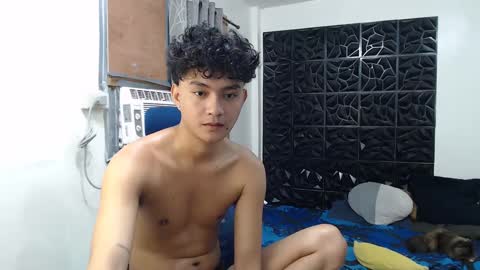 Snapshot of asianhottie05 chatting on January 2025 06:12:01 AM asianhottie05 online show from January 2025 06:12:01 AM