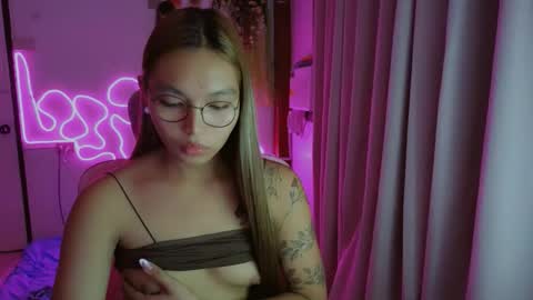 Snapshot of asianhottiesttamira chatting on March 2026 11:58:02 AM HI IM TAMIRA LOOKING FOR SERIOUS RELATIONSHIP online show from March 2026 11:58:02 AM