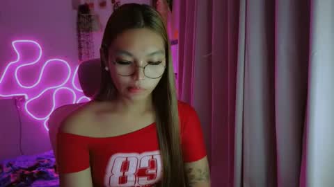 Snapshot of asianhottiesttamira chatting on March 2026 07:01:02 AM HI IM TAMIRA LOOKING FOR SERIOUS RELATIONSHIP online show from March 2026 07:01:02 AM