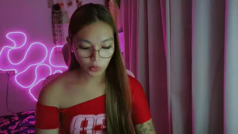 Snapshot of asianhottiesttamira chatting on April 2026 04:02:02 AM HI IM TAMIRA LOOKING FOR SERIOUS RELATIONSHIP online show from April 2026 04:02:02 AM