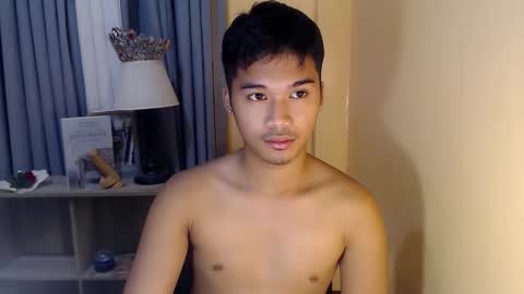 Snapshot of asianhunk_jamesx chatting on October 2025 06:16:01 PM asianhunk_jamesx online show from October 2025 06:16:01 PM