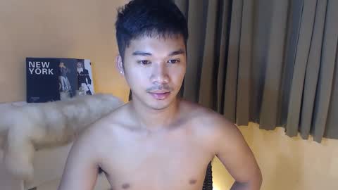 Snapshot of asianhunk_jamesx chatting on October 2025 05:08:01 AM asianhunk_jamesx online show from October 2025 05:08:01 AM