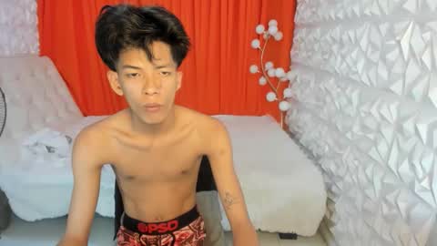 Snapshot of asiankingfucker chatting on May 2026 07:21:01 PM asiankingfucker online show from May 2026 07:21:01 PM
