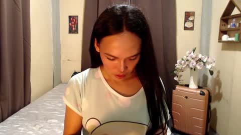 Snapshot of asianpinay1229 chatting on January 2025 03:47:01 AM Patricia online show from January 2025 03:47:01 AM