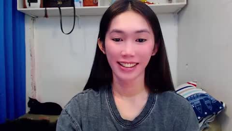 J A D E online show from January 2025 10:10:01 AM