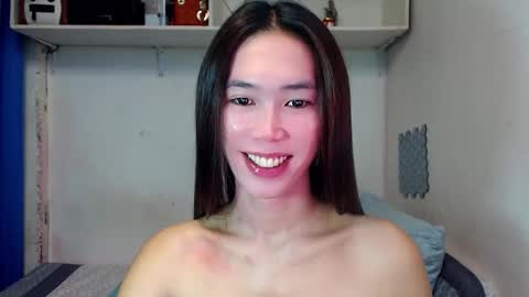 J A D E online show from November 2025 10:30:01 AM