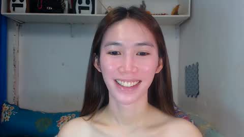 Snapshot of asianqt19 chatting on May 2026 06:41:02 AM J A D E online show from May 2026 06:41:02 AM