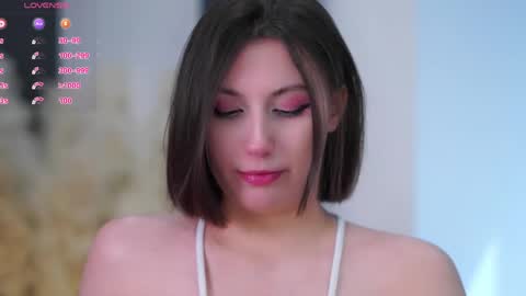 Dianne online show from April 2026 04:51:01 AM