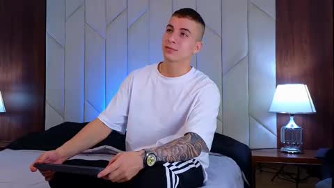 Asmodeo  -   online show from January 2025 11:37:02 PM