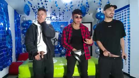 THOMAS AND DAMIAND online show from January 2025 12:20:01 AM