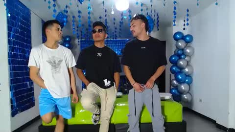 THOMAS AND DAMIAND online show from February 2025 12:15:01 AM