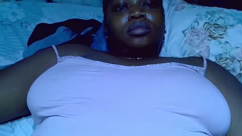 assplaybuttom online show from November 2025 09:57:02 PM