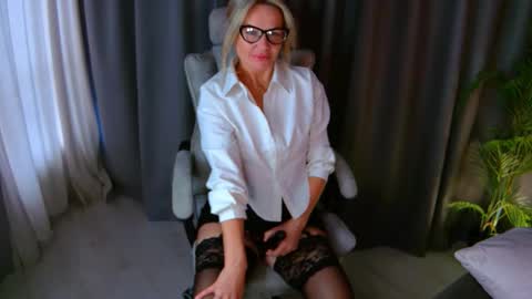 assolmonet online show from October 2025 06:15:01 AM