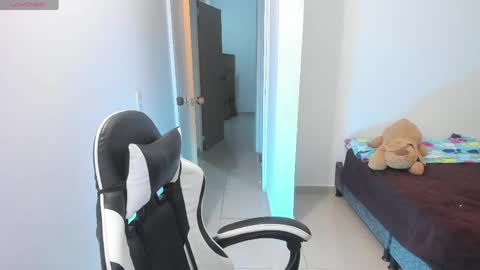 Asta Kuno online show from April 2026 08:39:03 AM