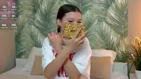Snapshot of asterquinn chatting on July 2026 04:39:02 AM Aster Quinn online show from July 2026 04:39:02 AM