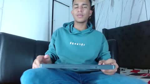 Aston  online show from January 2026 04:48:02 AM