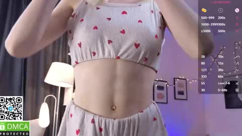 Snapshot of astra_wender chatting on April 2026 08:23:02 AM Sofia online show from April 2026 08:23:02 AM